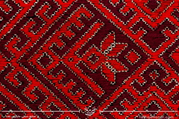 کراوات سوزن دوزی بلوچ طرح طاووس و گل سرخ  کد 002