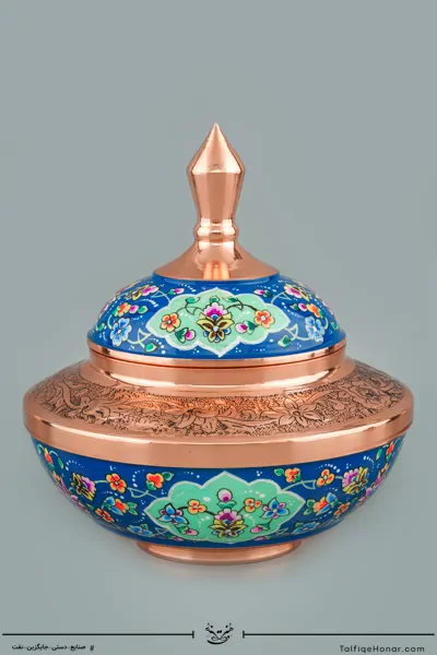 قندان سلجوقی مسی قلم زنی و پرداز سایز 17(10526)