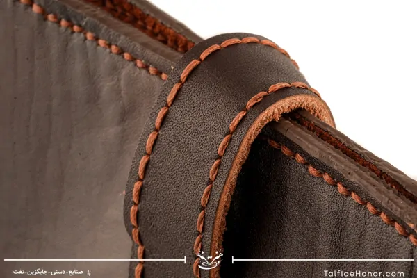  کیف چرم با چاپ طلایی سایز 10*30*30