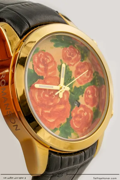  ساعت مچی زنانه صفح برنج نگار گری گل و بوته و بند چرم مشکی