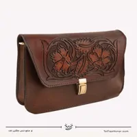 کیف دوشی زنانه حکاکی کلاسیک طرح هونو رنگ قهوه ای سایز 12*25