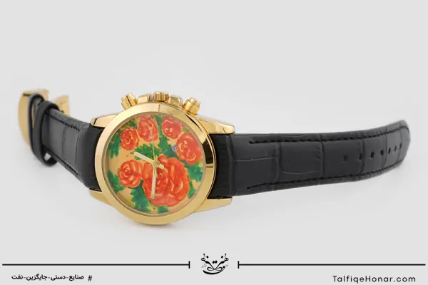  ساعت مچی زنانه صفح برنج نگار گری گل و بوته و بند چرم مشکی