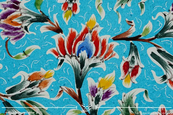 بشقاب مینا کاری طرح شمسه و ختایی قطر 25(10670)